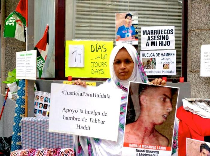 Tarbak Haddi comenzó su huelga de hambre para reclamar el cuerpo de su hijo y justicia.